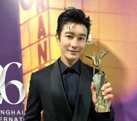 黄晓明叶柯吃瓜爆料,娱乐圈幕后真相大揭秘